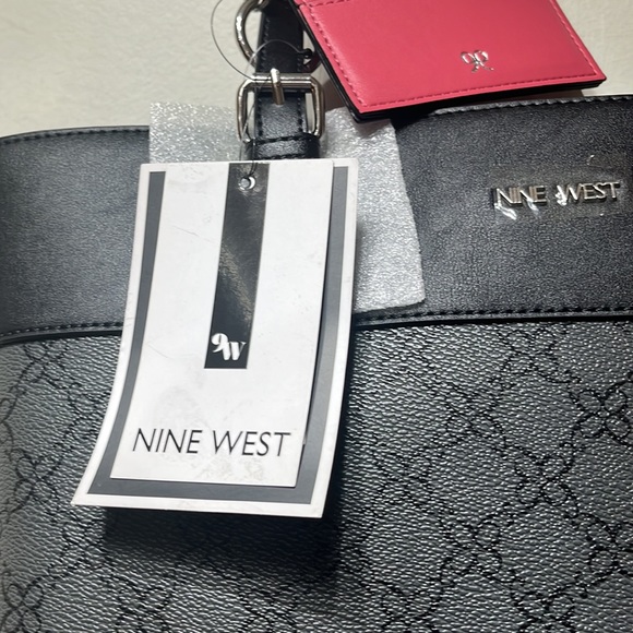 New Nine West purse - Picture 4 of 4